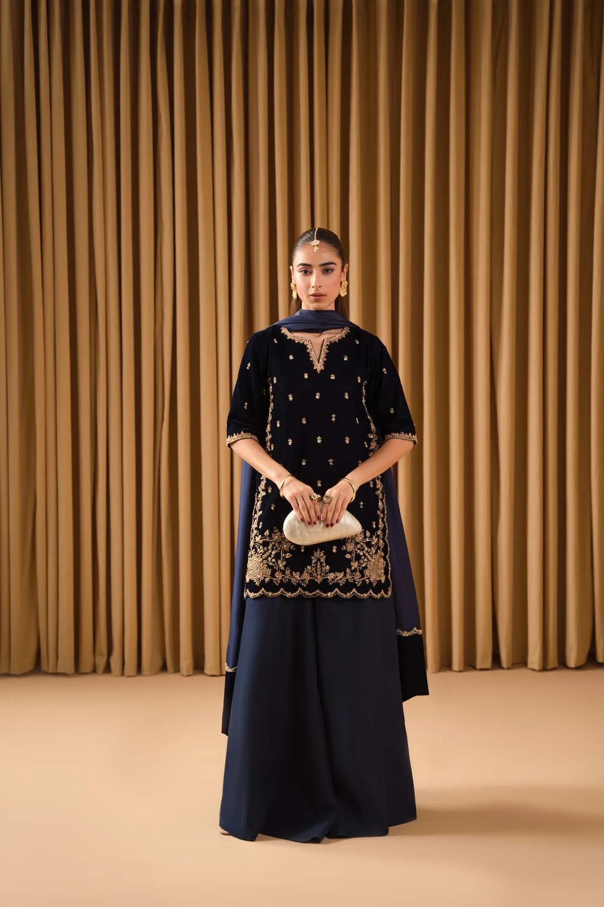 Elan formal sharara ensemble by Uzman Yasen