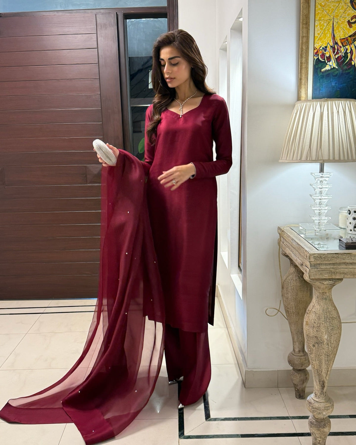 Dazzle kurta set for evening wear by Uzman Yasen